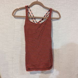 Lululemon tank, size 6 (I)